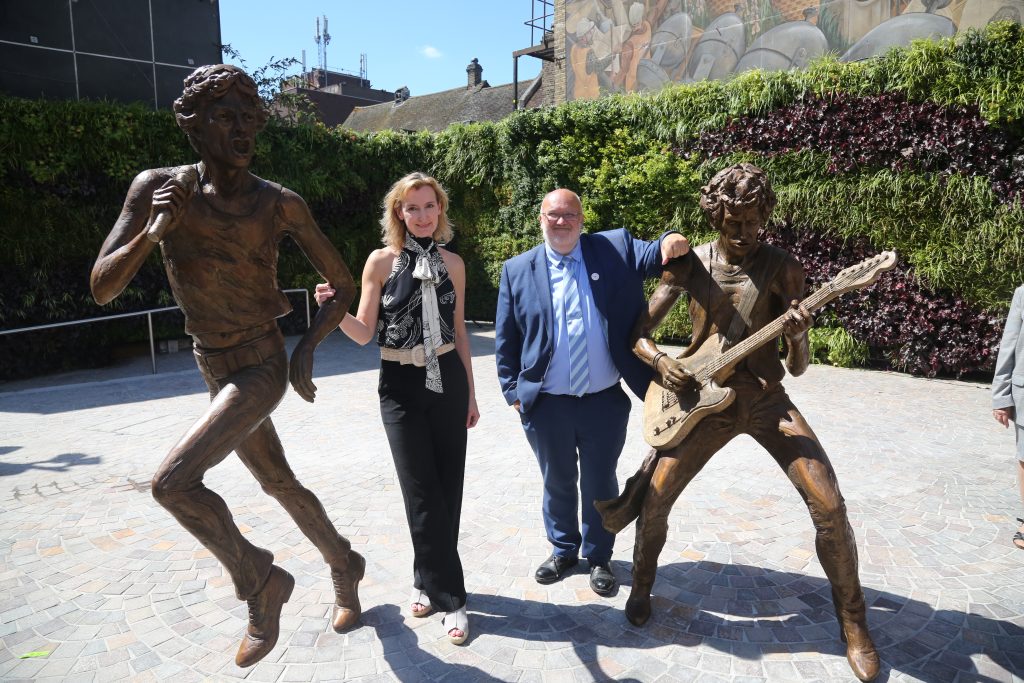 Celebrating our Rolling Stones - Dartford unveils The Glimmer Twins sculpture